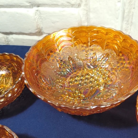 Vintage Marigold Carnival Glass Bowl Set - Picture 11 of 11